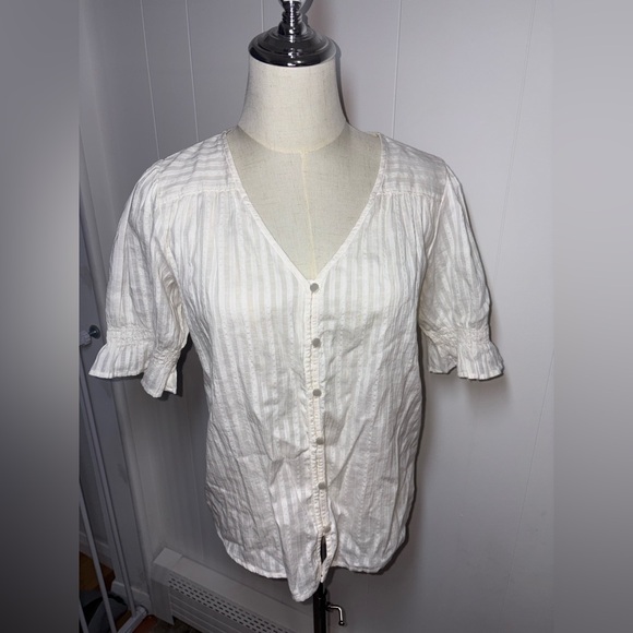 LOFT Tops - Loft Button-Front Off-White/Cream Bubble Sleeve Coquette Cottagecore Top Size XS